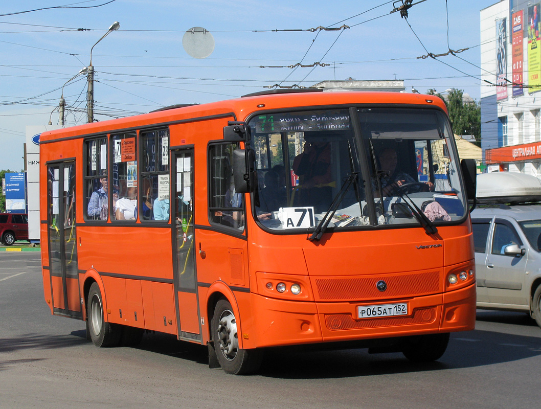 Ніжагародская вобласць, ПАЗ-320414-05 "Вектор" № Р 065 АТ 152