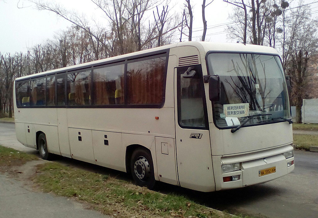 Dnepropetrovsk region, Renault FR1 TE № AK 3352 AA