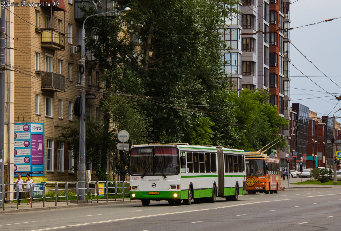 Челябинская область, ЛиАЗ-6212.00 № 1-19