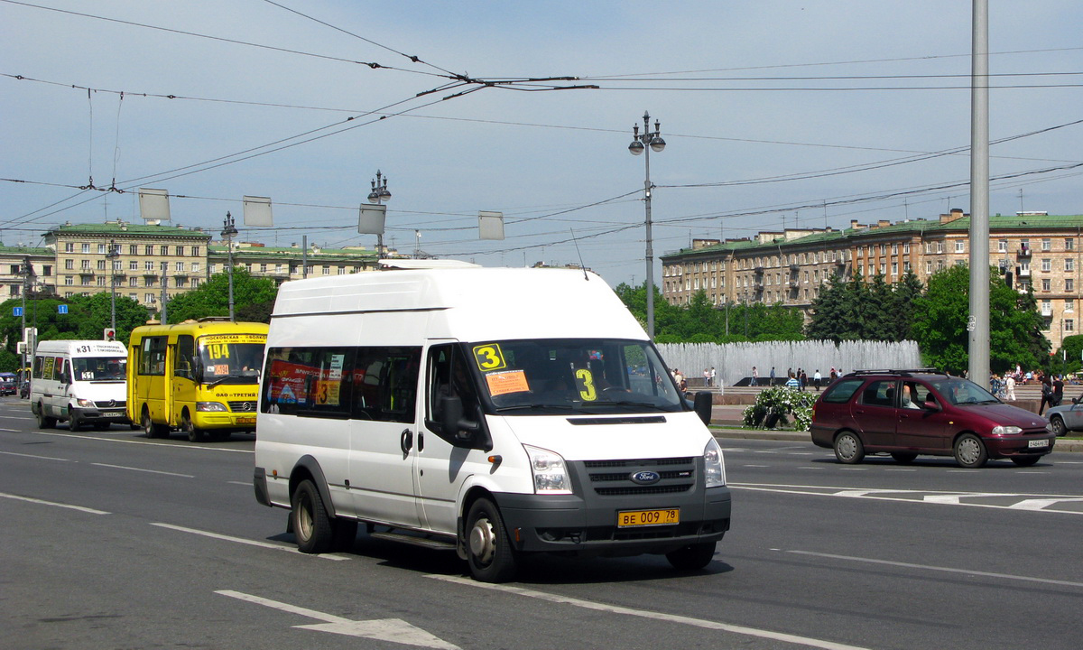 Санкт-Петербург, Mercedes-Benz Sprinter W904 408CDI № 13063; Санкт-Петербург, Нижегородец-222702 (Ford Transit) № ВЕ 009 78