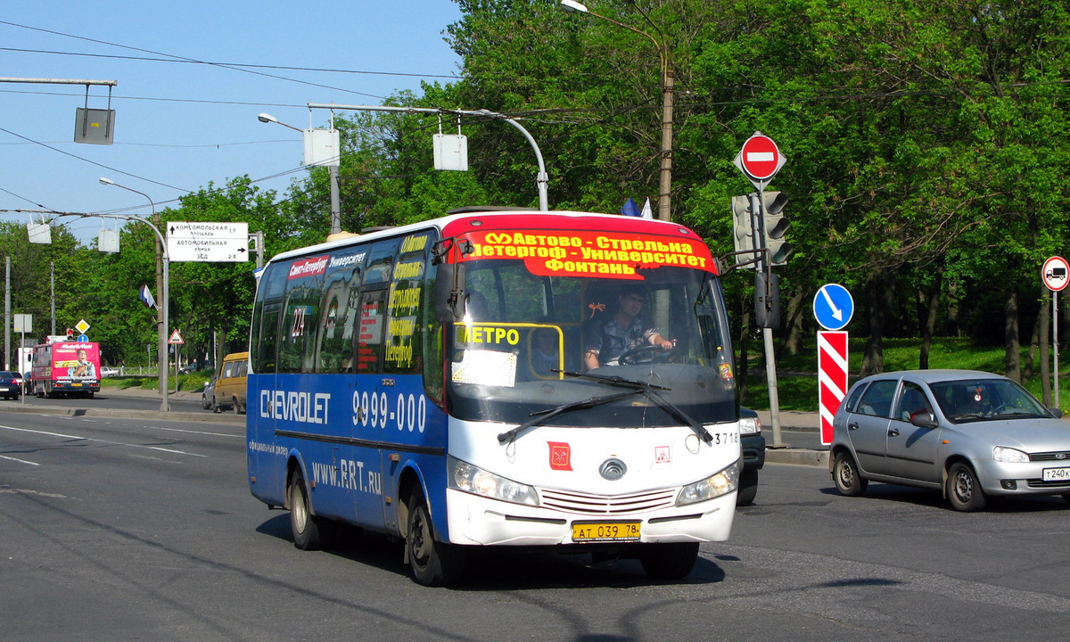 Санкт-Петербург, Yutong ZK6737D № n718