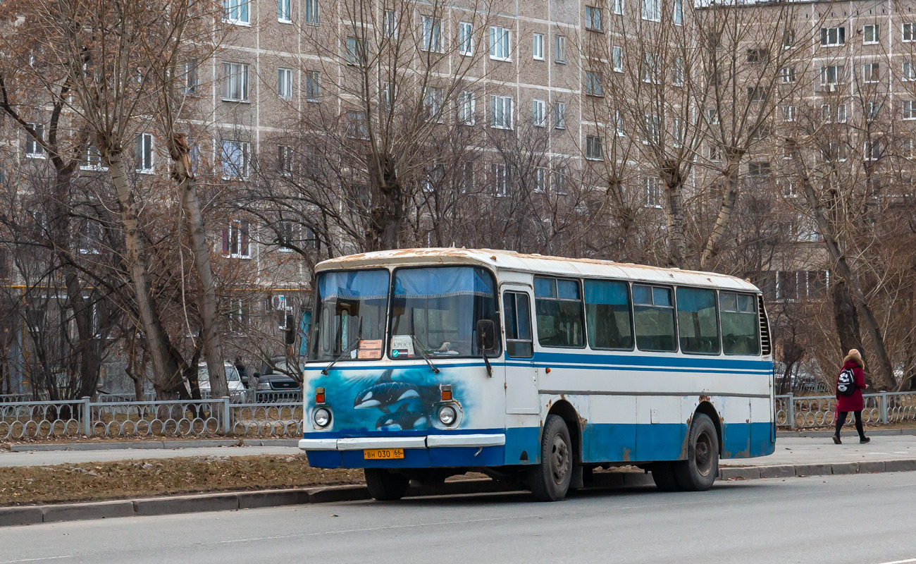 Свердловская область, ЛАЗ-695Н № ВН 030 66