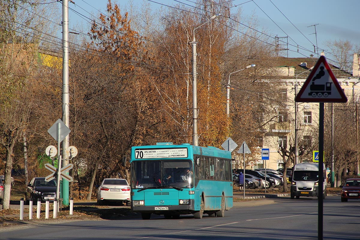 Пензенская область, Mercedes-Benz O405N № У 742 АН 76