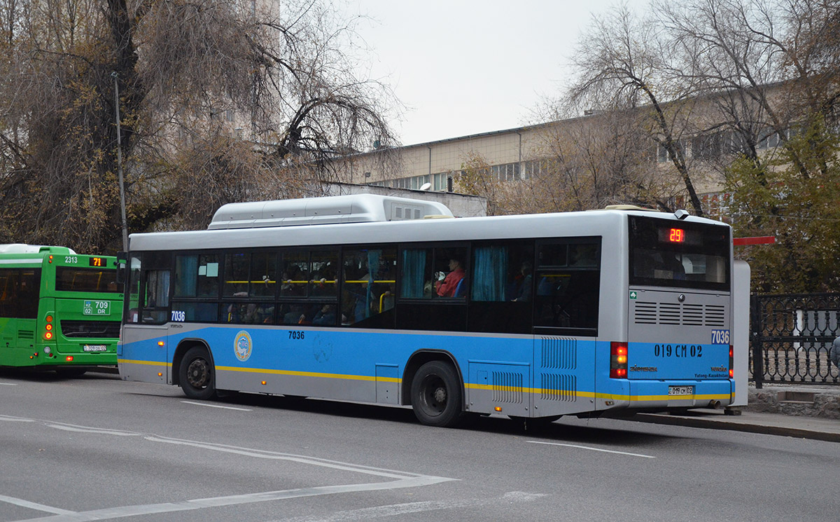 Алматы, Yutong ZK6118HGA № 7036