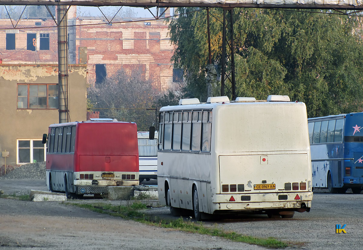 Черновицкая область, Ikarus 256.50E № CE 0969 AA; Черновицкая область, Ikarus 250.59 № CE 0227 AA