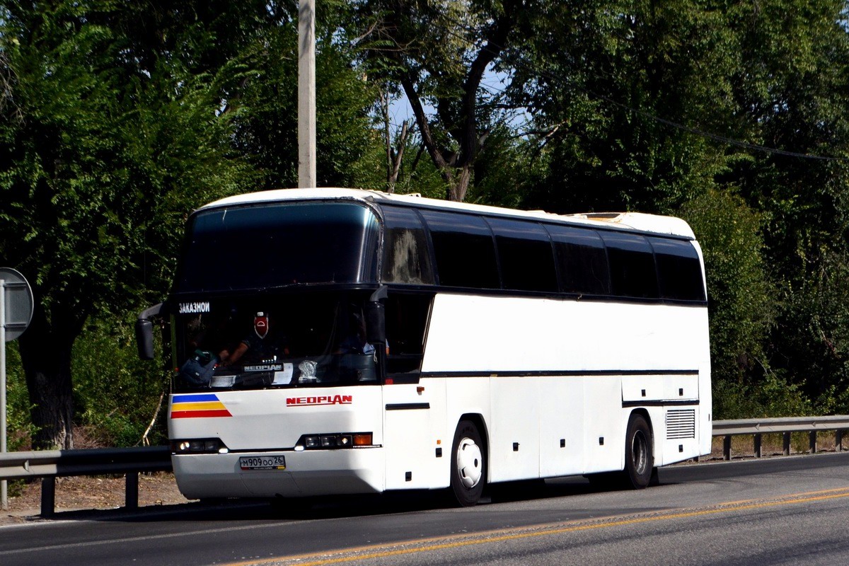 Кабардино-Балкария, Neoplan N116H Cityliner № М 909 ОО 26