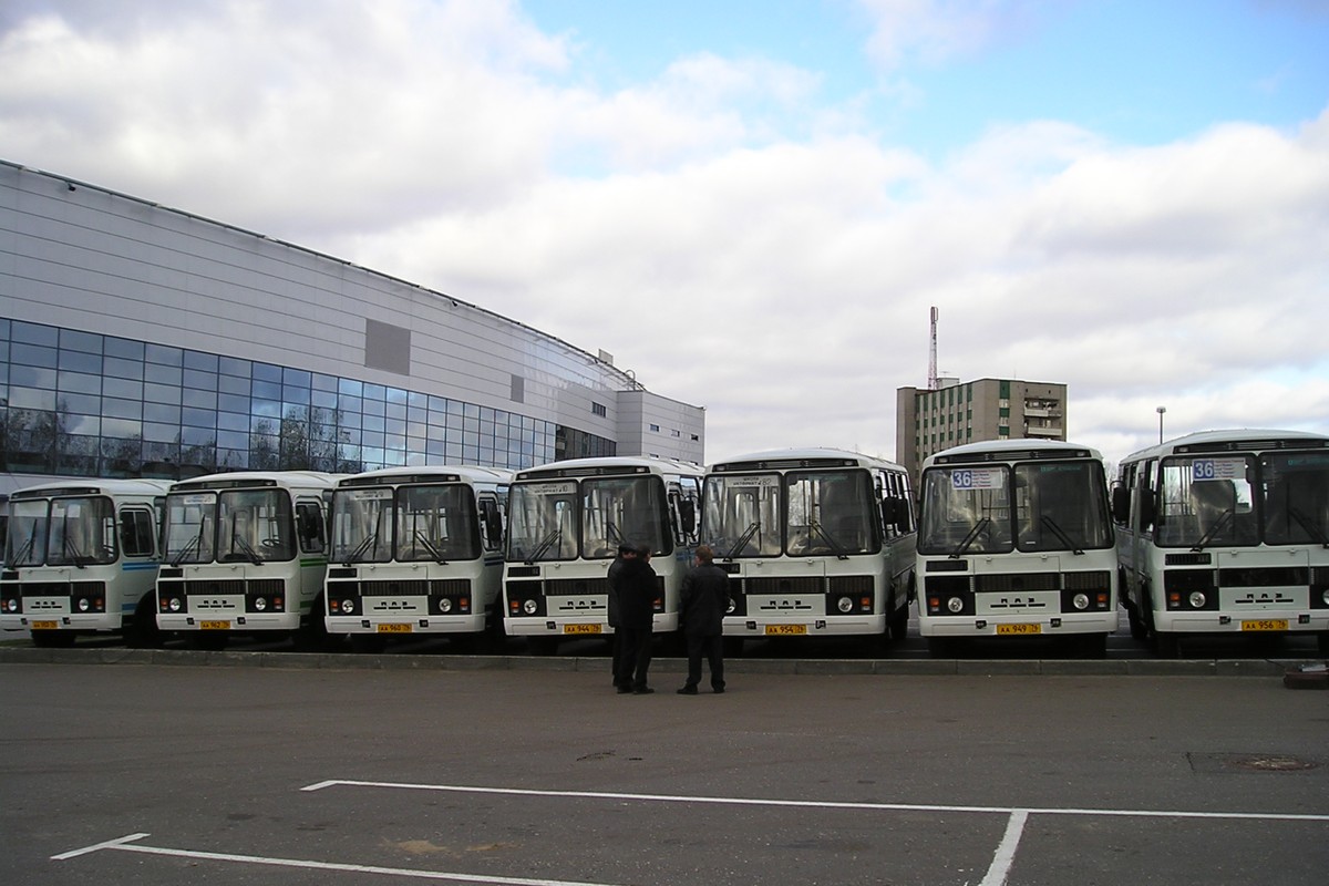 Jaroslavlská oblast — New buses 23.10.2003