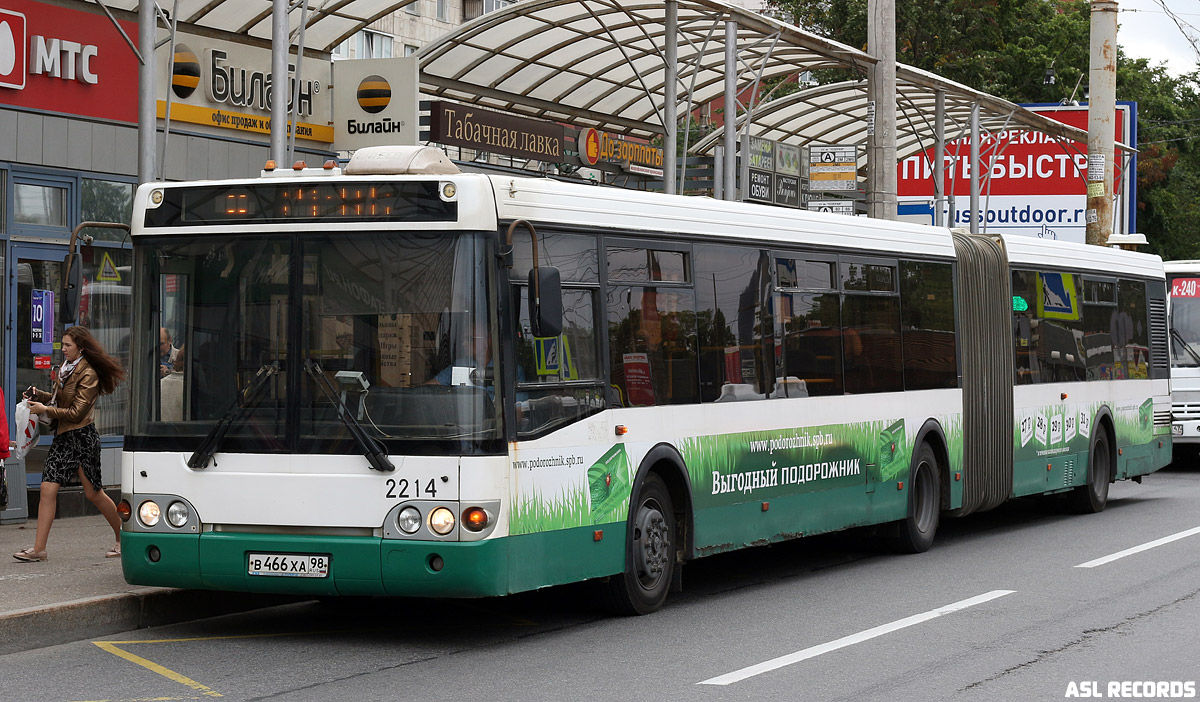 Sankt Petersburg, LiAZ-6213.20 Nr. 2214