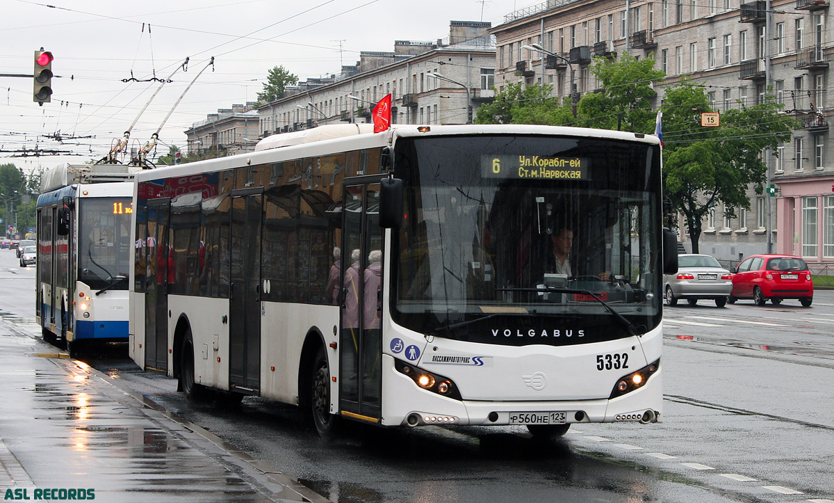 Sankt Peterburgas, Volgabus-5270.05 Nr. 5332