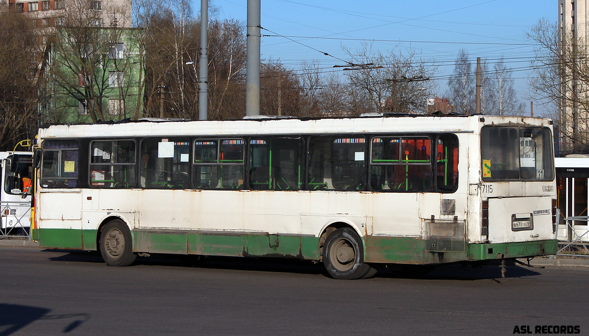 Санкт-Петербург, ЛиАЗ-5256.25 № 7115