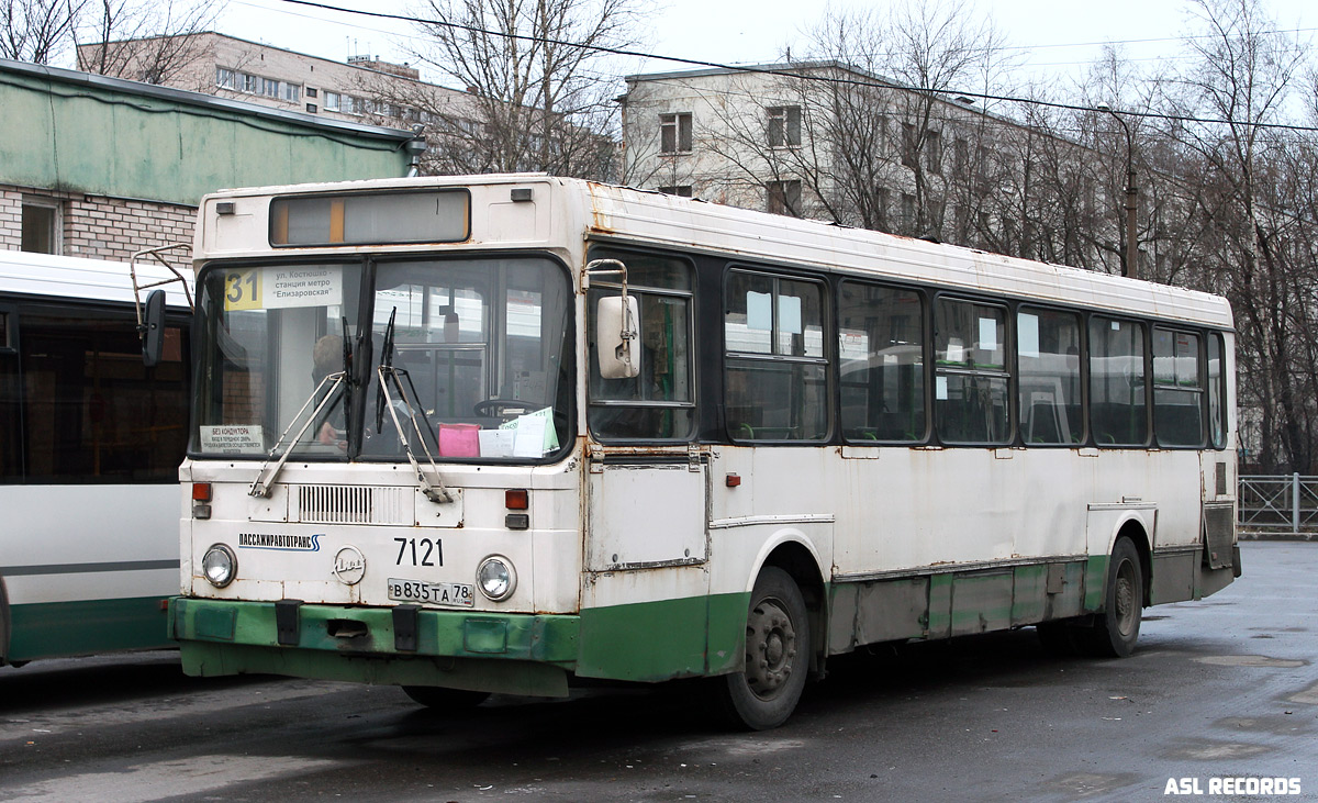 Санкт-Петербург, ЛиАЗ-5256.25 № 7121