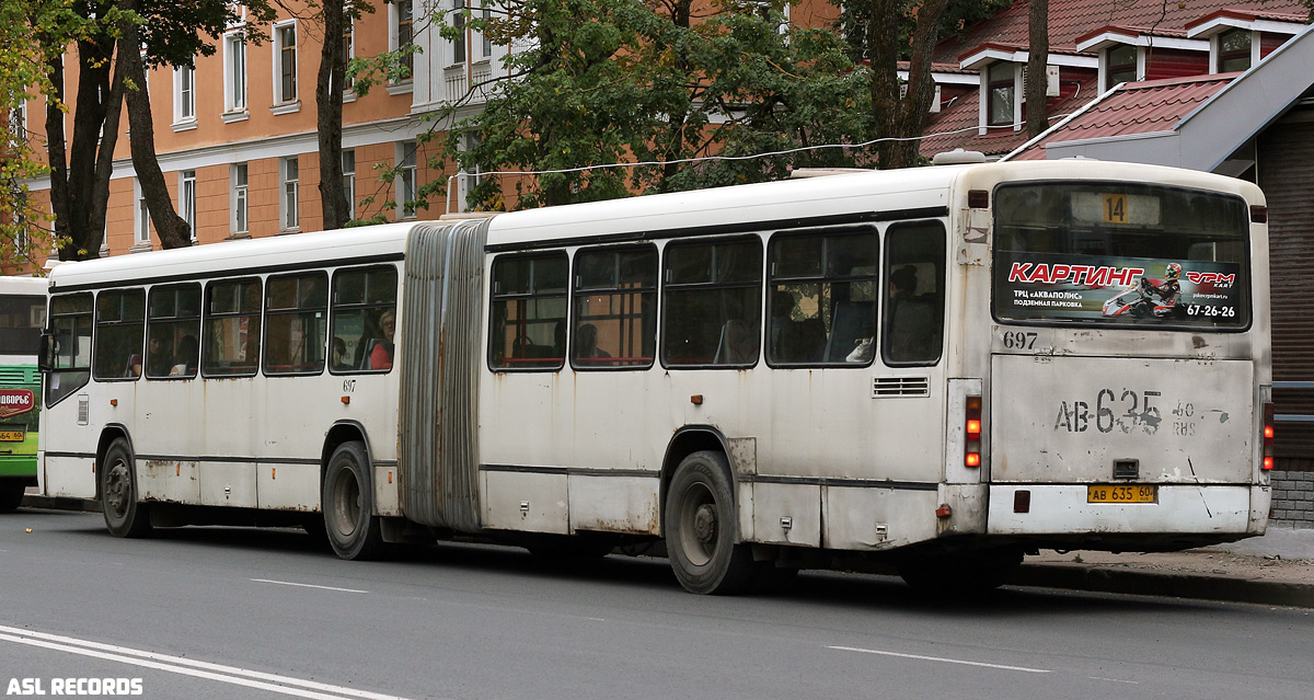 Псковская область, Mercedes-Benz O345G № 697