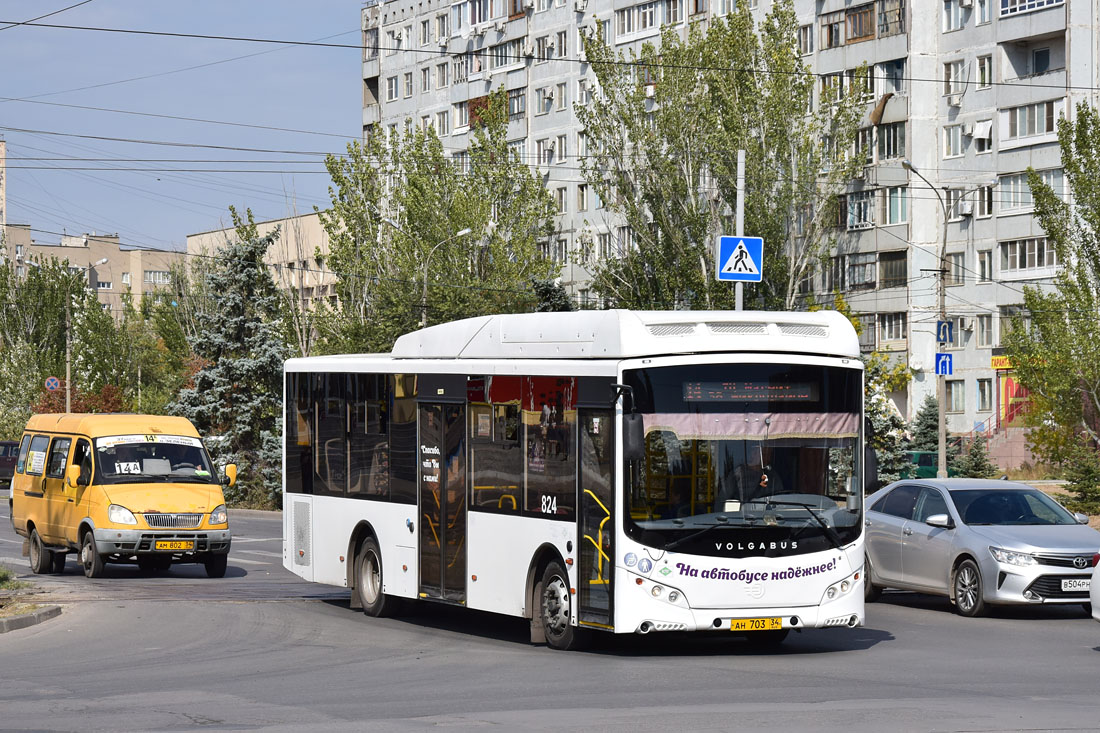 Volgogradská oblast, Volgabus-5270.GH č. 824; Volgogradská oblast, GAZ-322132 (XTH, X96) č. АМ 802 34
