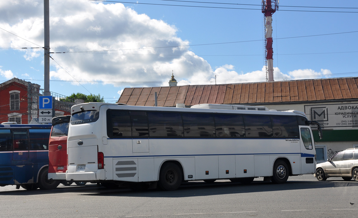 Пермский край, Kia KM948 Granbird Greenfield № Е 426 ОТ 159