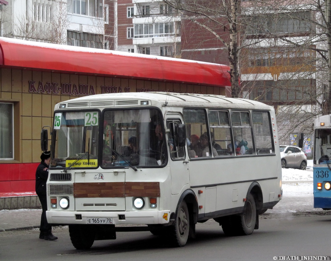 Томская область, ПАЗ-32051-110 № Е 165 УУ 70