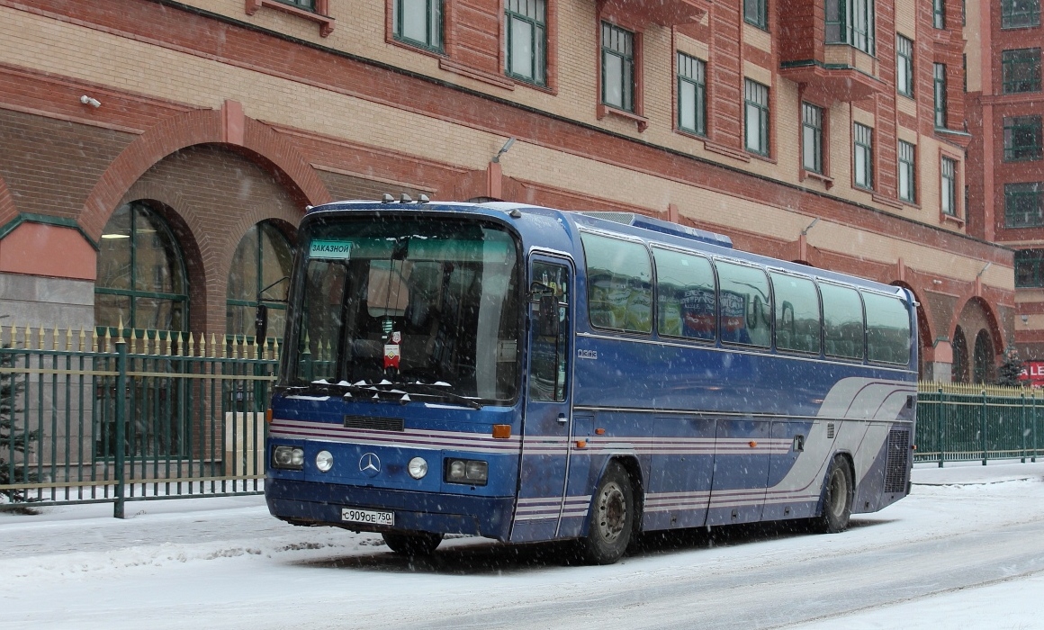 Санкт-Петербург, Mercedes-Benz O303-15RHD № С 909 ОЕ 750