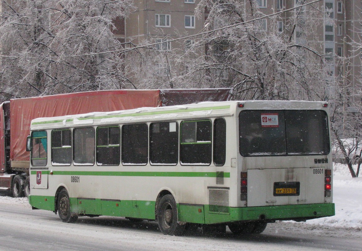 Москва, ЛиАЗ-5256.25 № 08601