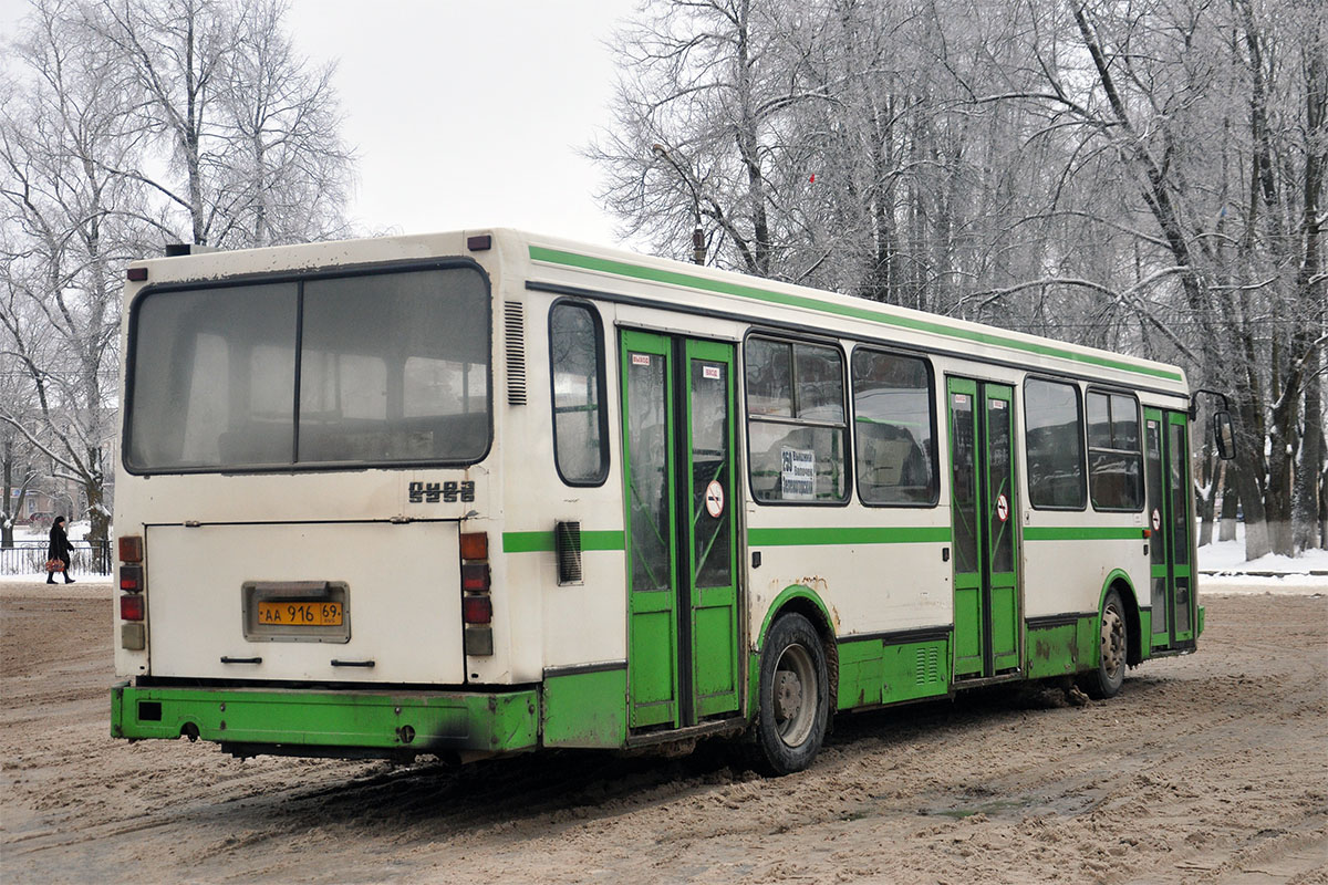 Тверская область, ЛиАЗ-5256.35 № АА 916 69