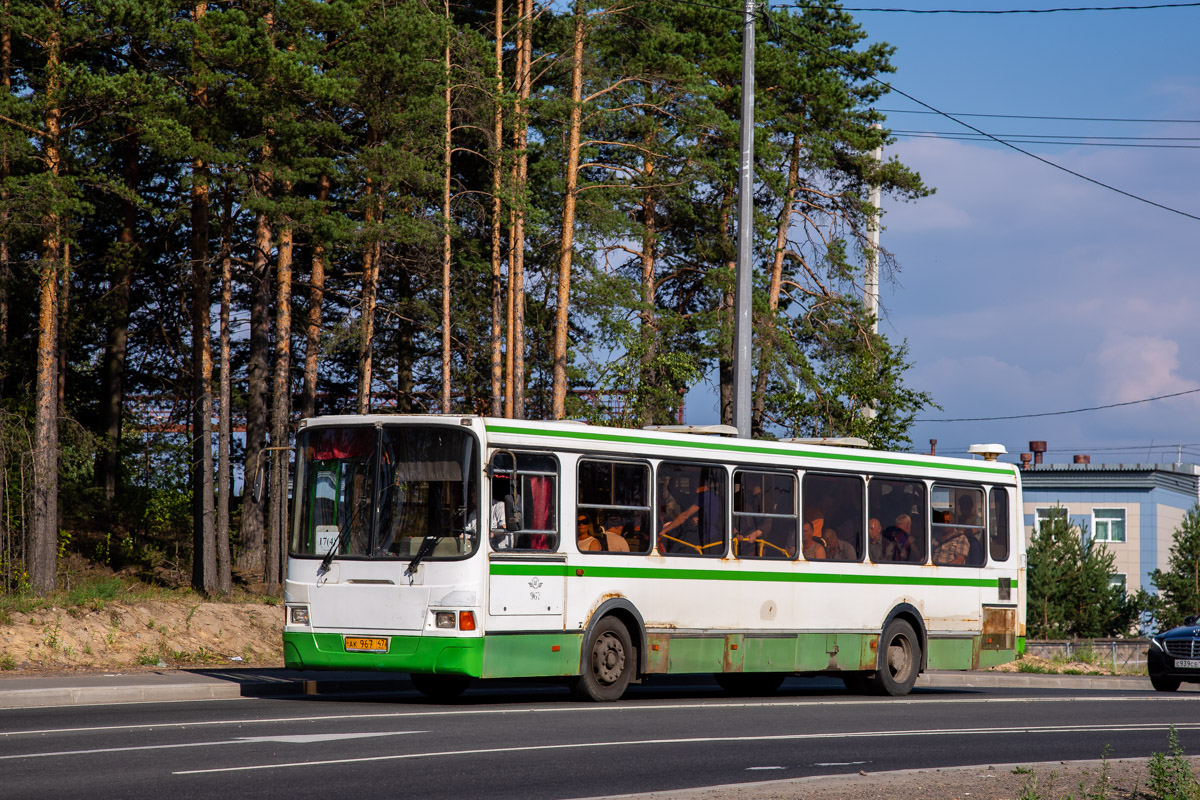 Ленинградская область, ЛиАЗ-5256.36 № АК 967 47