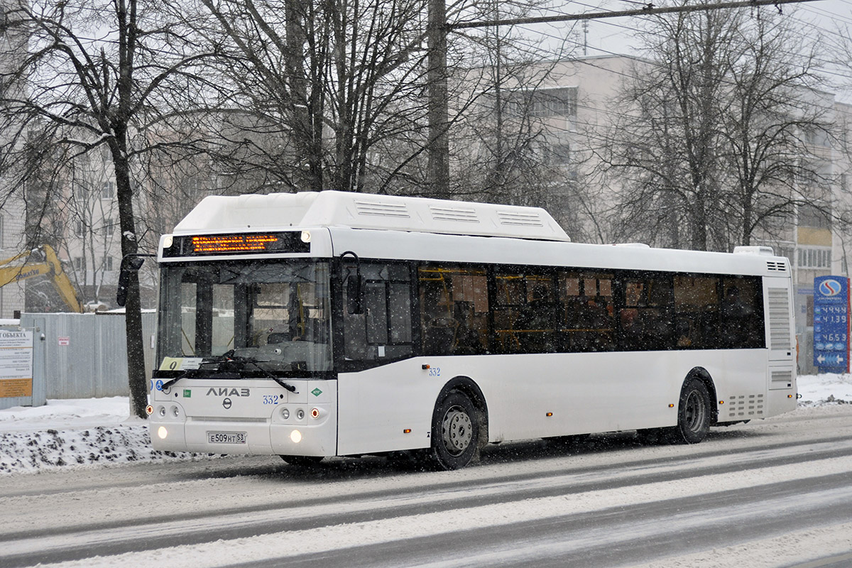 Новгородская область, ЛиАЗ-5292.67 (CNG) № 332