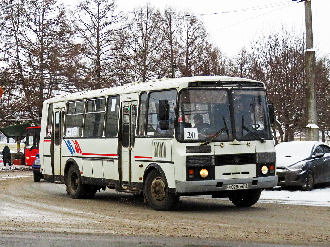 Кировская область, ПАЗ-4234 № В 028 ОМ 43