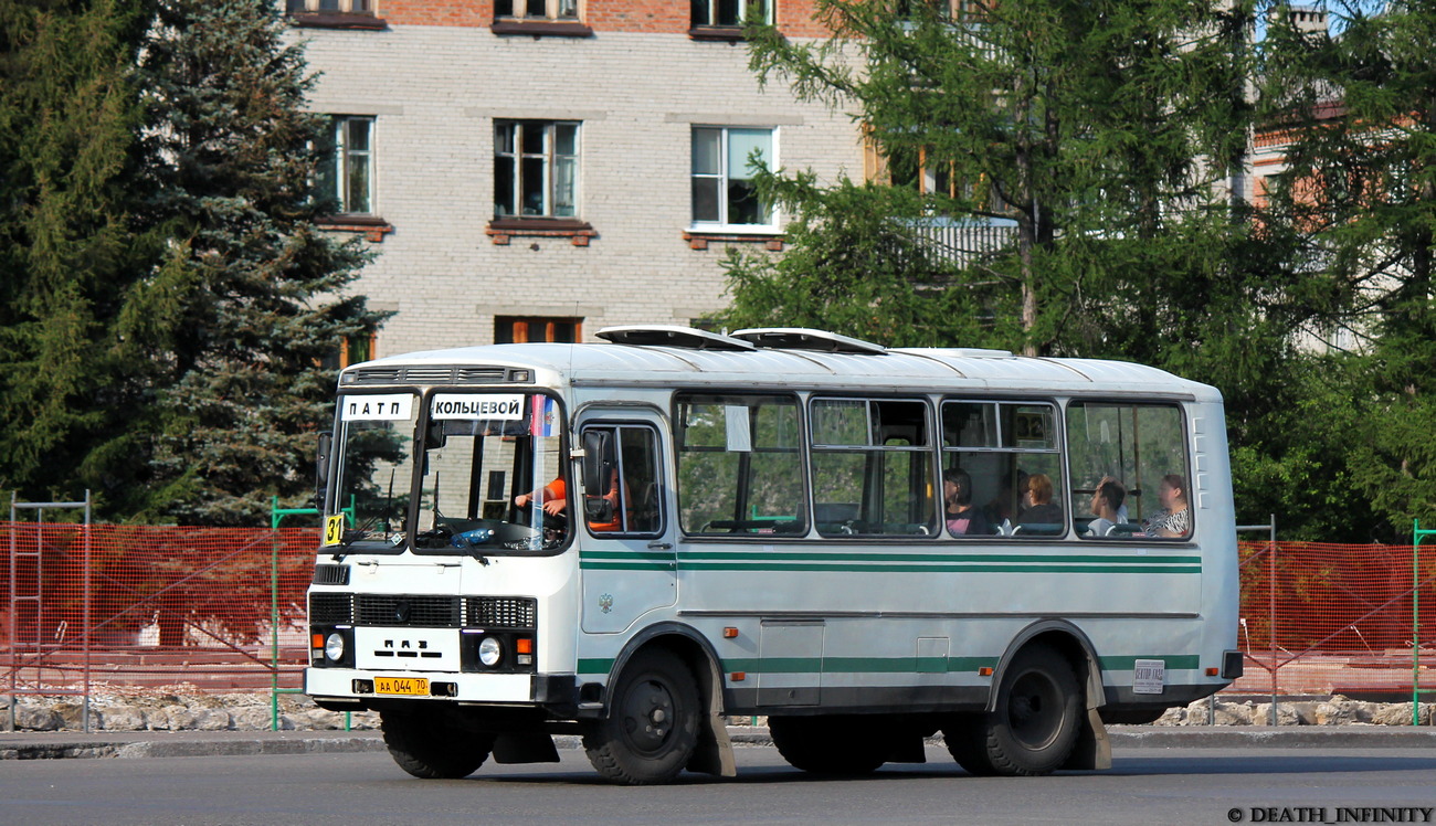 Томская область, ПАЗ-3205-110 № АА 044 70