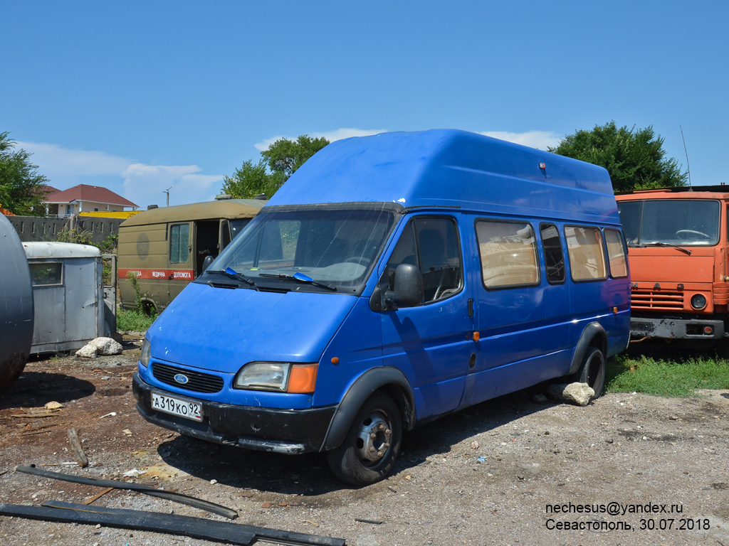 Севастополь, Ford Transit Hi-Cube № А 319 КО 92