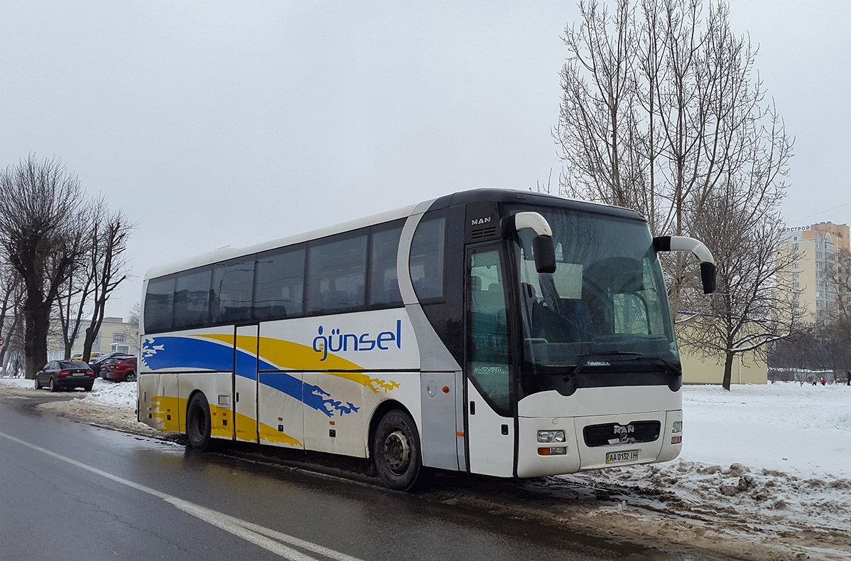 Киев, MAN A13 S2000 № AA 0132 IH