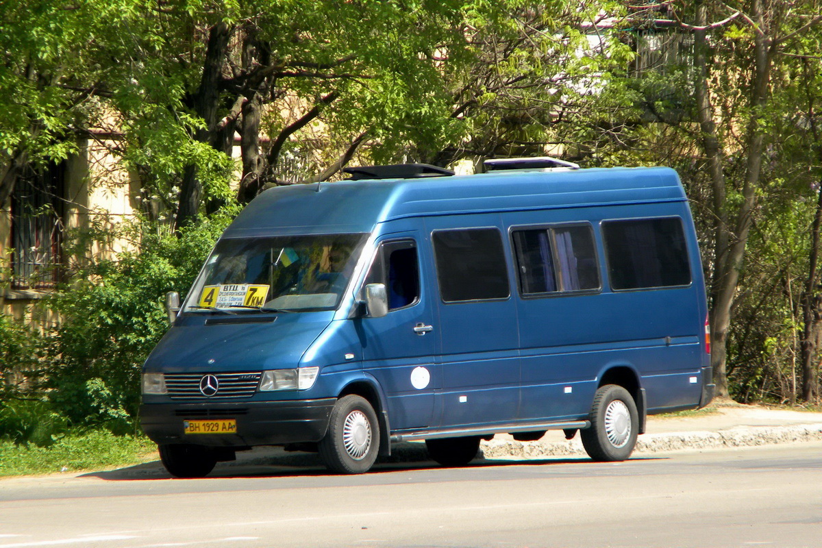 Odessa region, Mercedes-Benz Sprinter W903 312D sz.: BH 1929 AA