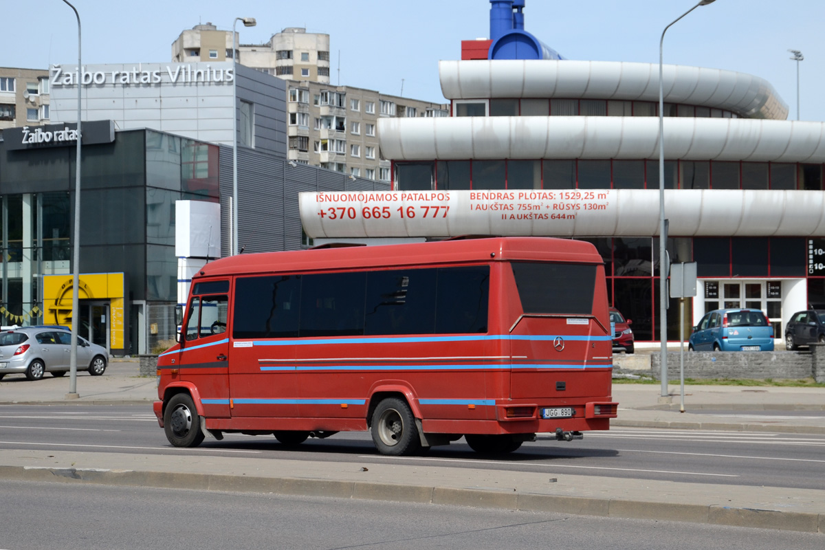 Litvánia, Mercedes-Benz Vario 814D sz.: JGG 890