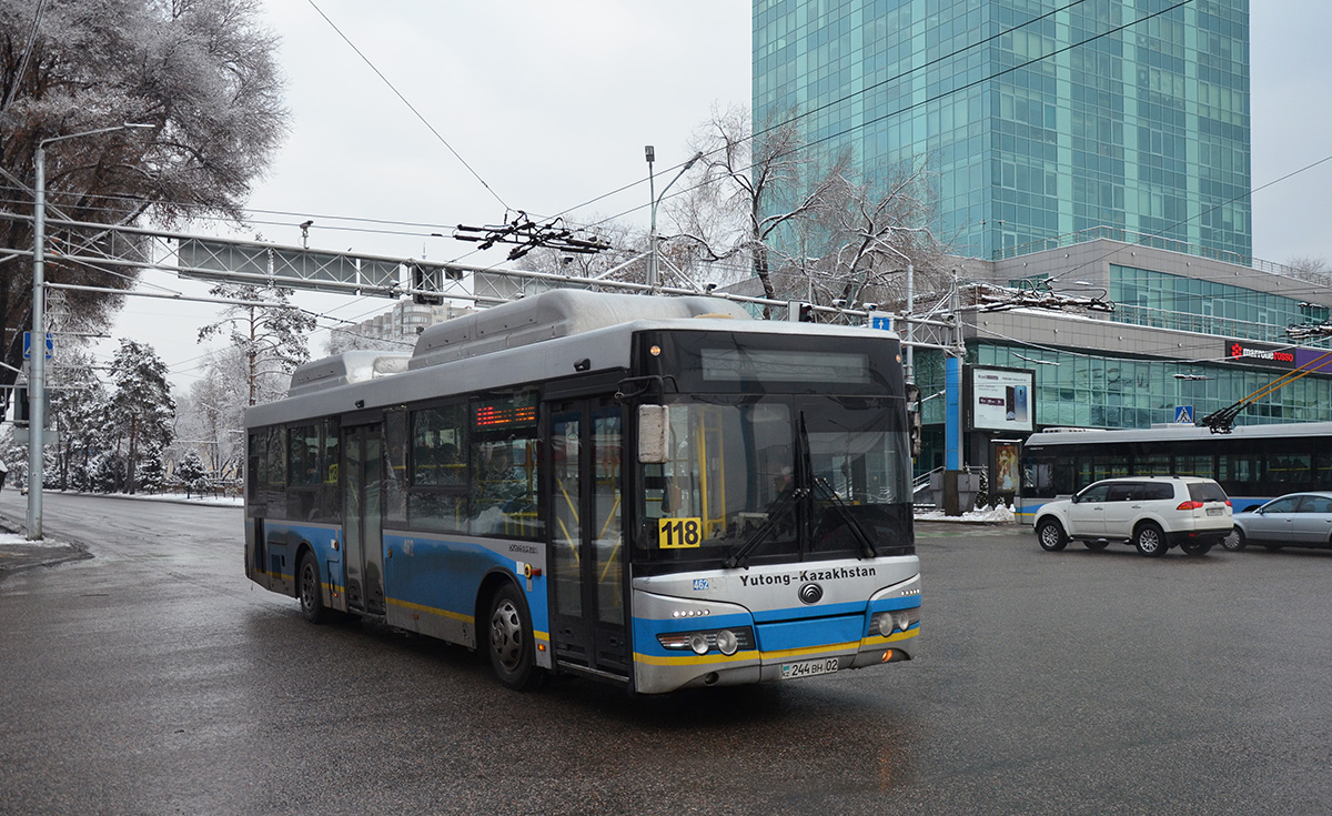 Алматы, Yutong ZK6118HGA № 462