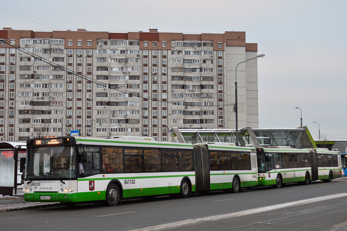 Москва, ЛиАЗ-6213.22 № 041132