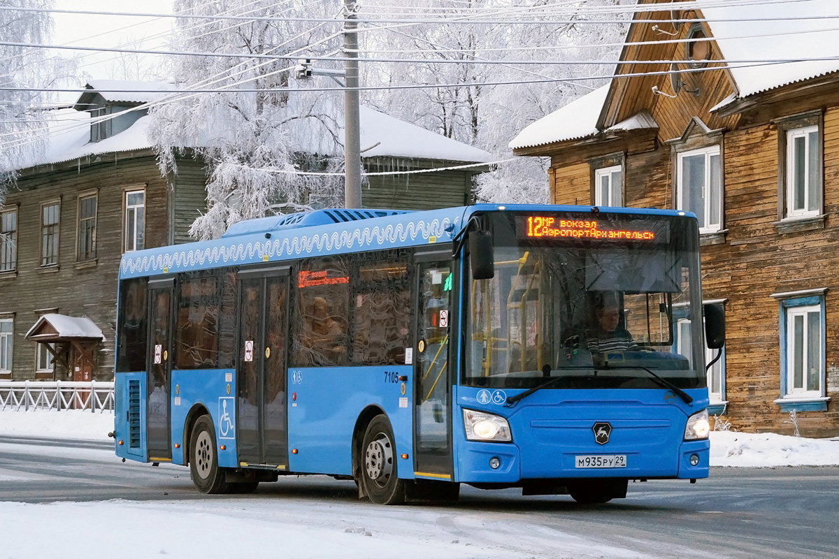 Архангельская область, ЛиАЗ-4292.60 (1-2-1) № 7105