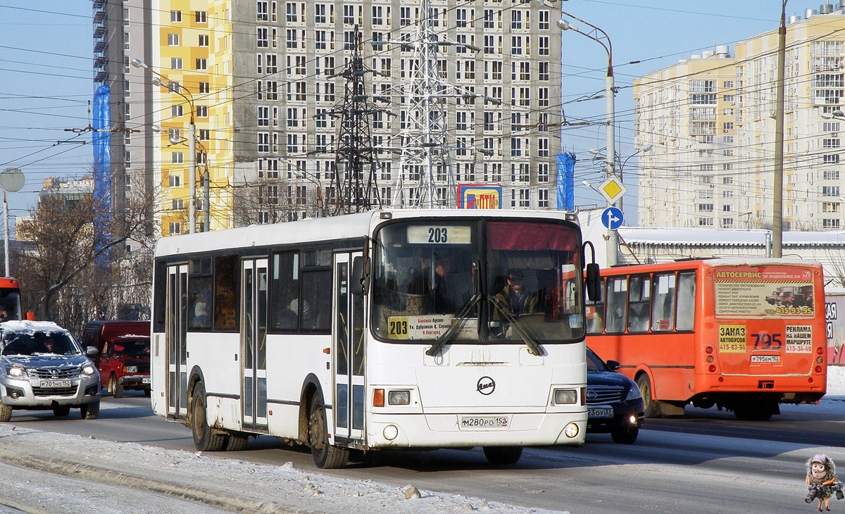 Nizhegorodskaya region, LiAZ-5256.36 № М 280 РО 152