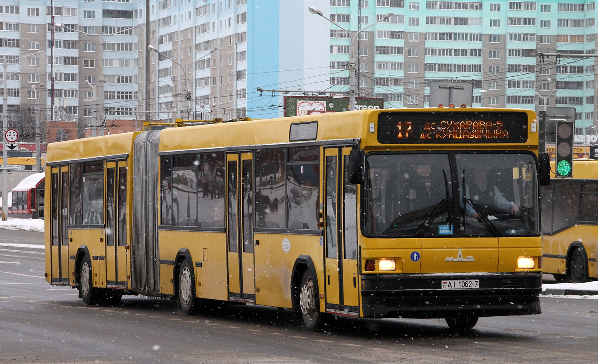 Mińsk, MAZ-105.065 Nr 042731