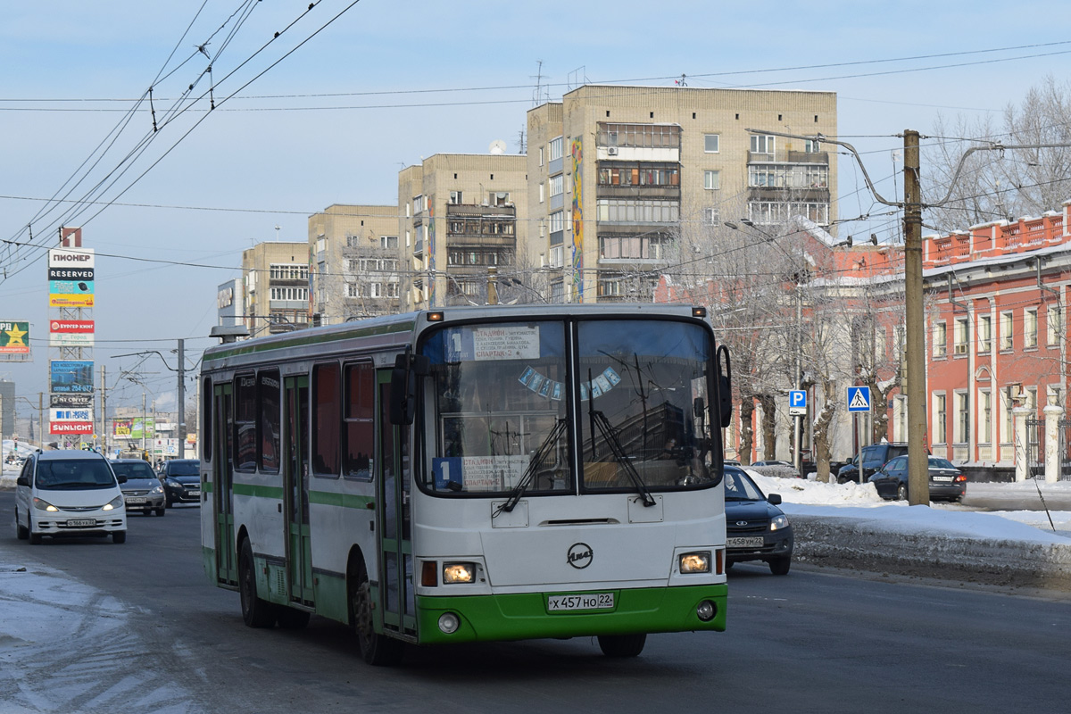 Алтайский край, ЛиАЗ-5256.45 № Х 457 НО 22