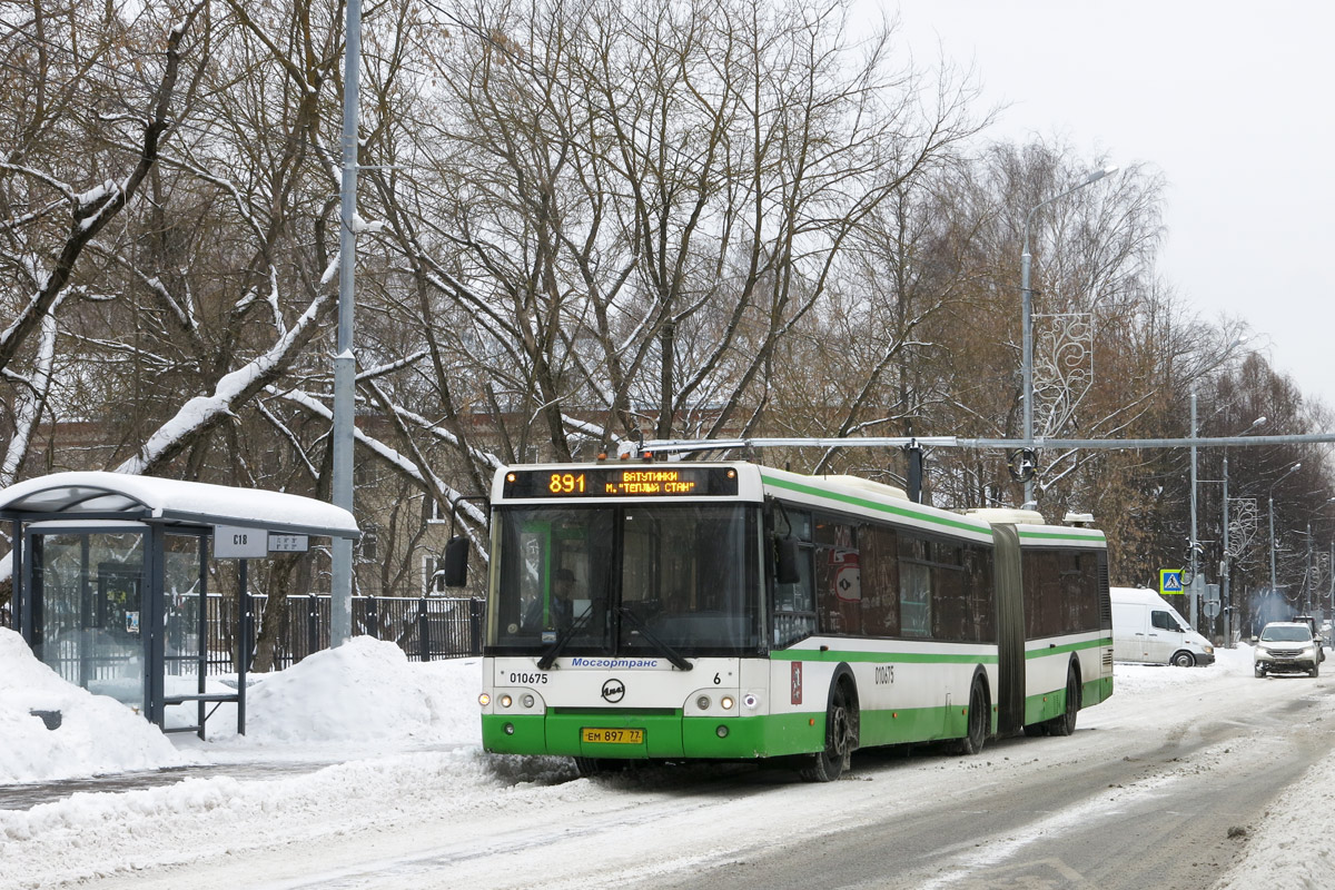 Москва, ЛиАЗ-6213.21 № 010675