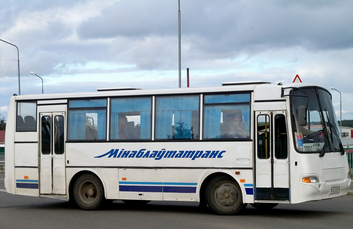 Минская область, КАвЗ-4235 № АЕ 0325-5