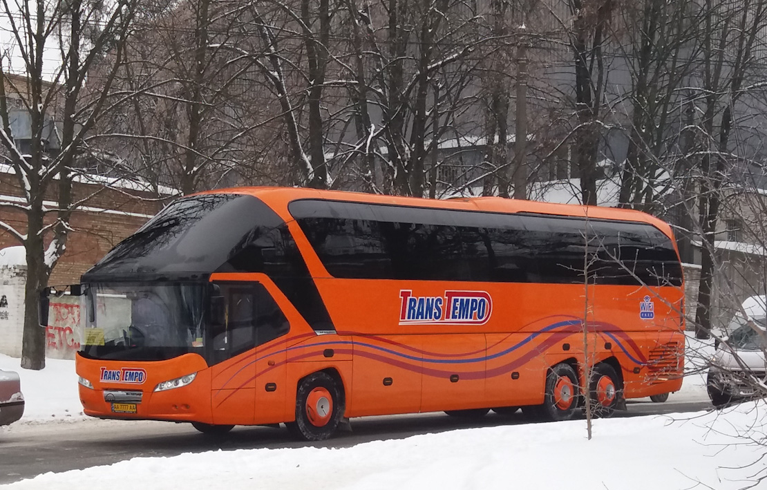 Киев, Neoplan P12 N5218/3SHDL Starliner L № AA 7777 AA