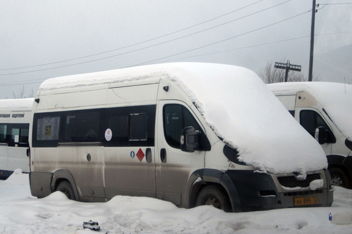 Tumen region, Nizhegorodets-2227SK (Peugeot Boxer) Nr. АА 895 72