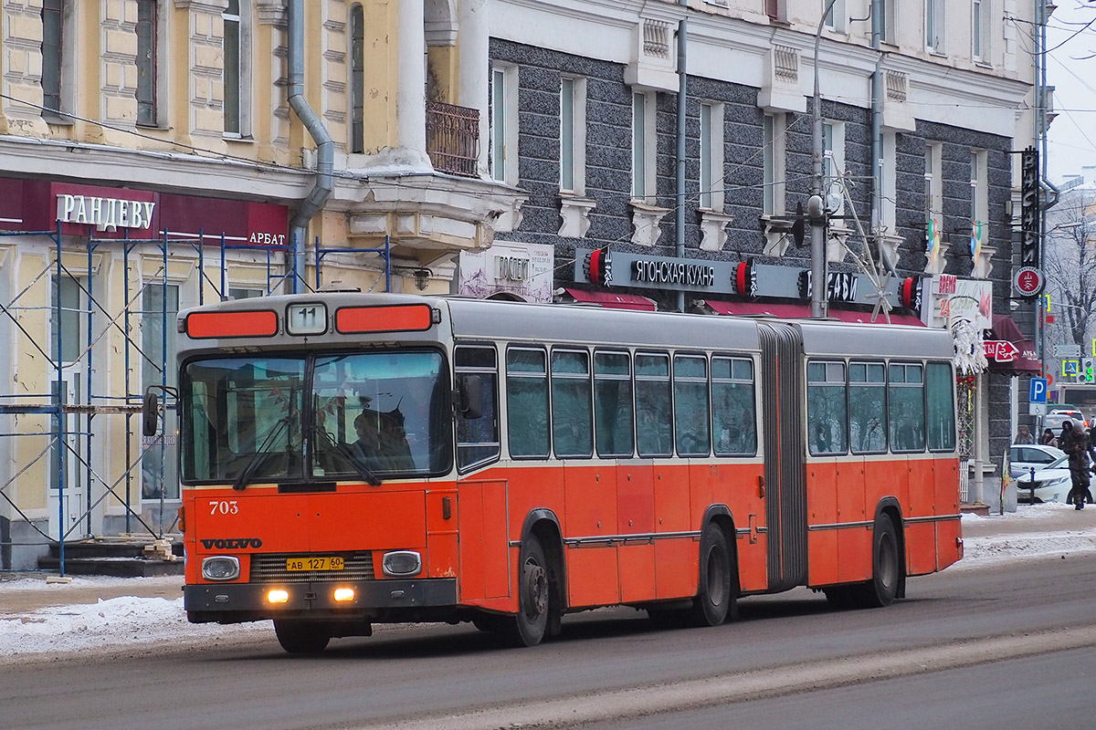 Автобус 703. ГППО Псковпассажиравтотранс. Hess Volvo 702 Псков. Автобус 703 Москва.