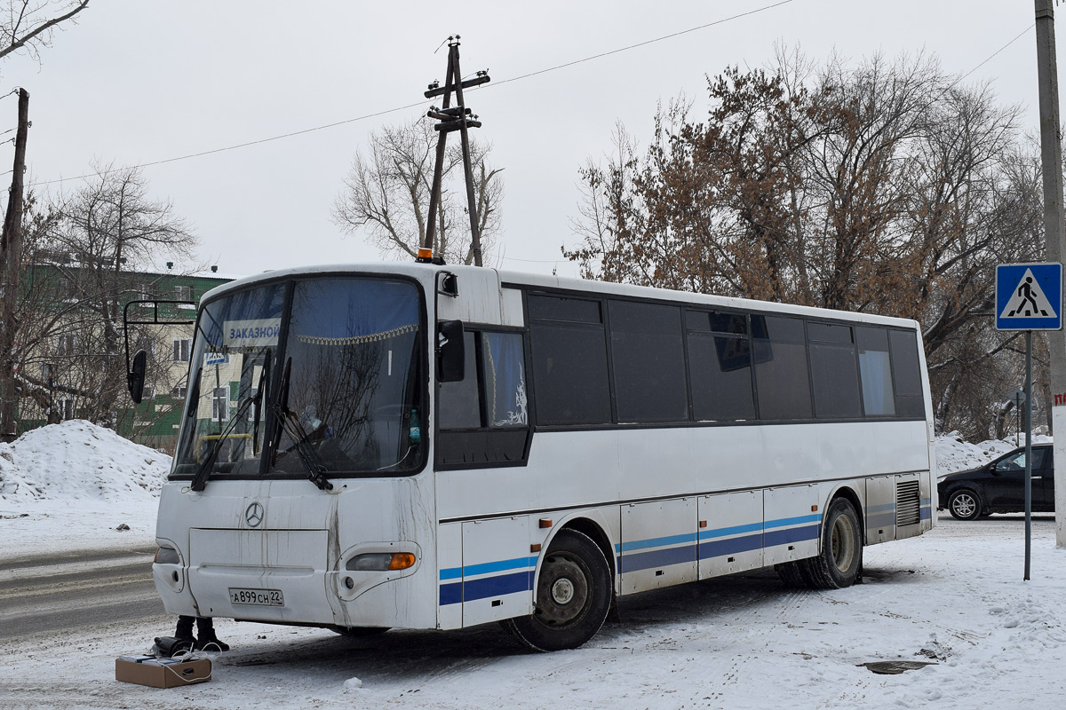 Алтайский край, КАвЗ-4238-00 № А 899 СН 22