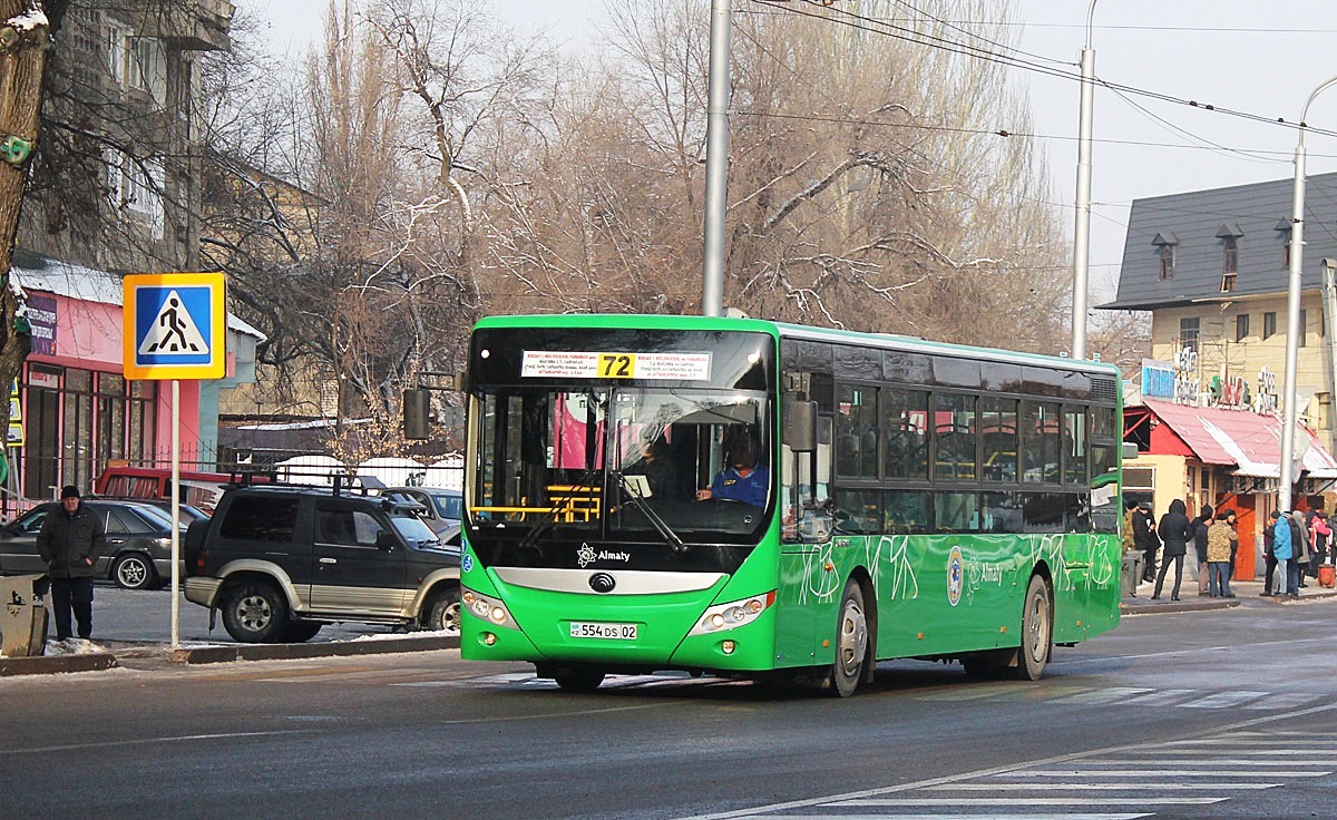 Алматы, Yutong ZK6118HGA № 554 DS 02