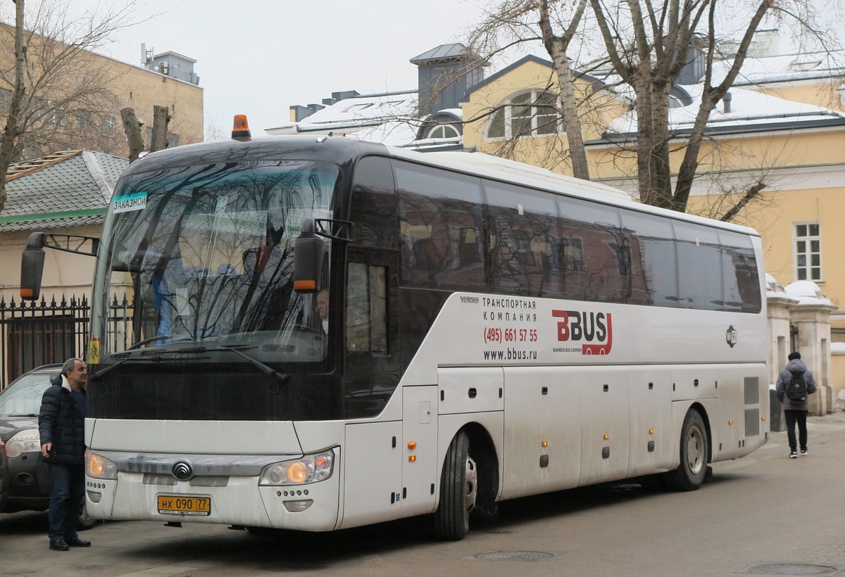 Москва, Yutong ZK6122H9 № НХ 090 77