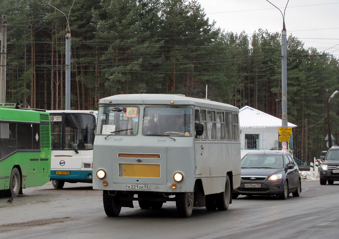 Nizhegorodskaya region, Kuban-G1х1-02 Nr. К 221 ОК 52