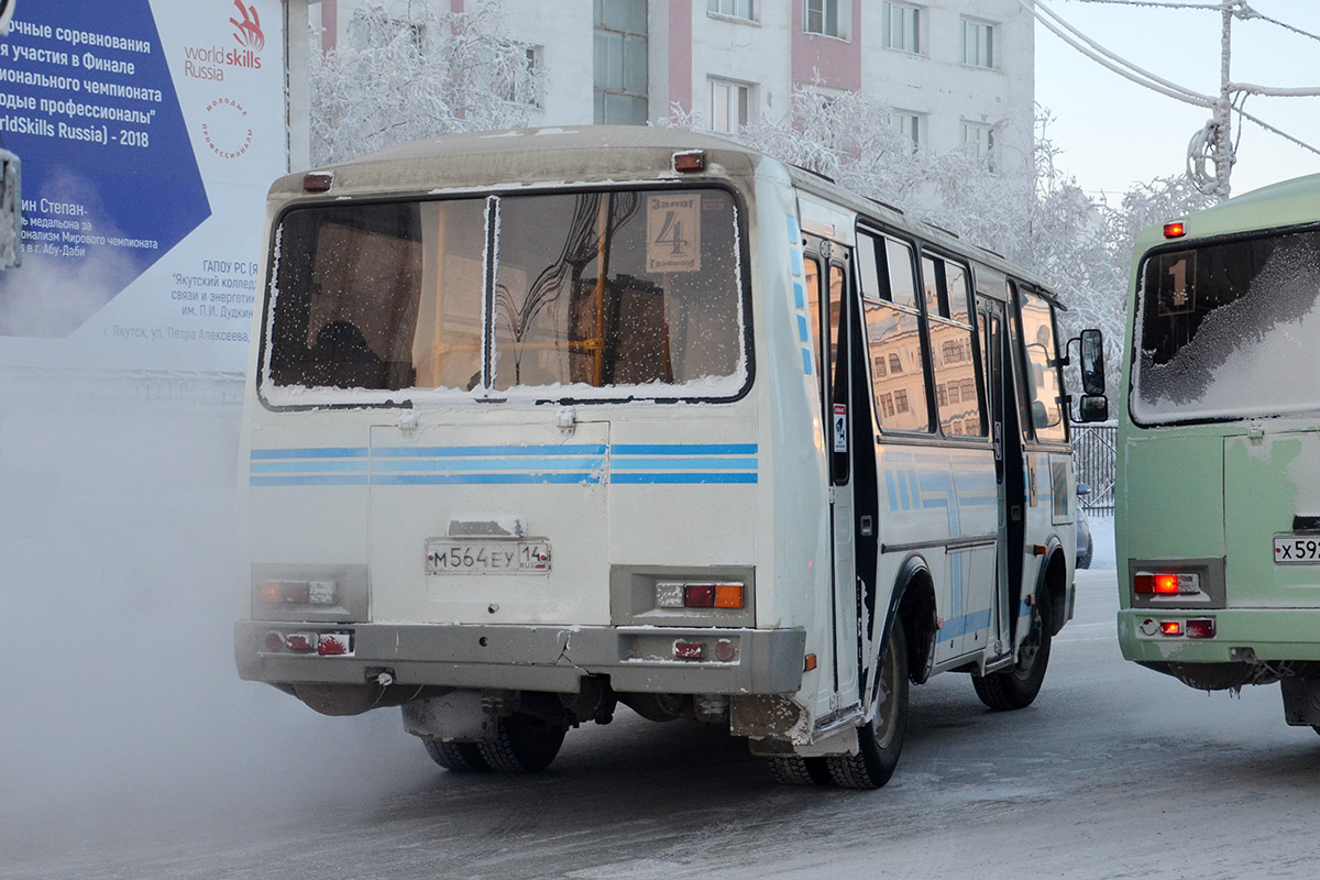 Саха (Якутия), ПАЗ-32054 № М 564 ЕУ 14; Саха (Якутия), ПАЗ-32054 № Х 592 ЕУ 14