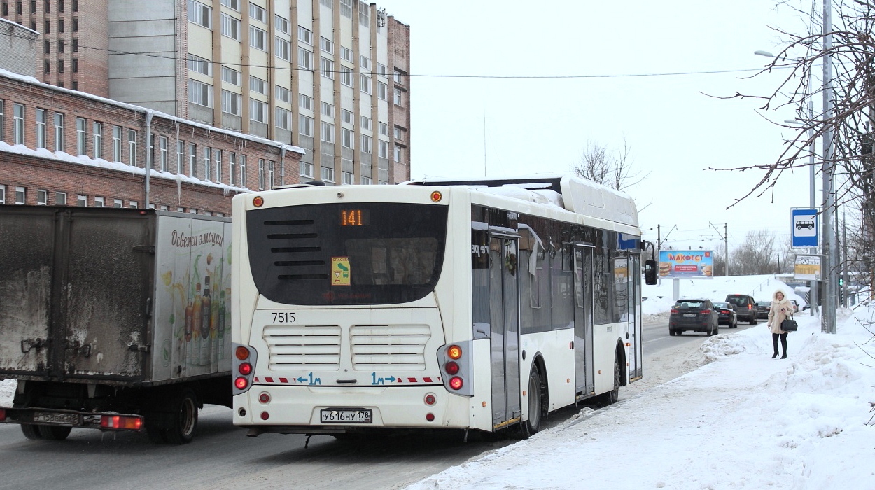 Petrohrad, Volgabus-5270.G2 (CNG) č. 7515