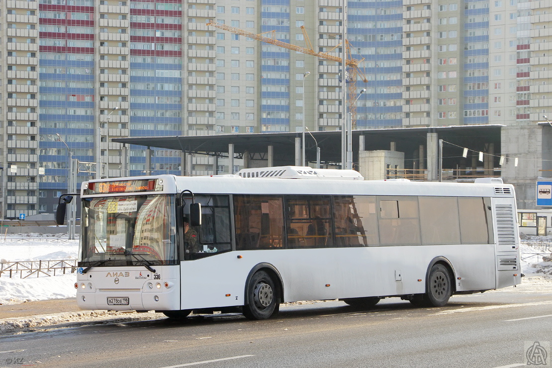 Маршрут 83 н. Автобус 83. Автобус 83 СПБ. 83 Автобус маршрут. 83 Автобус Сочи.