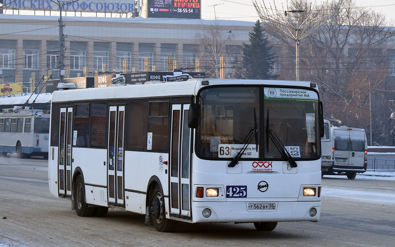 Omsk region, LiAZ-5256.53 Nr. 425