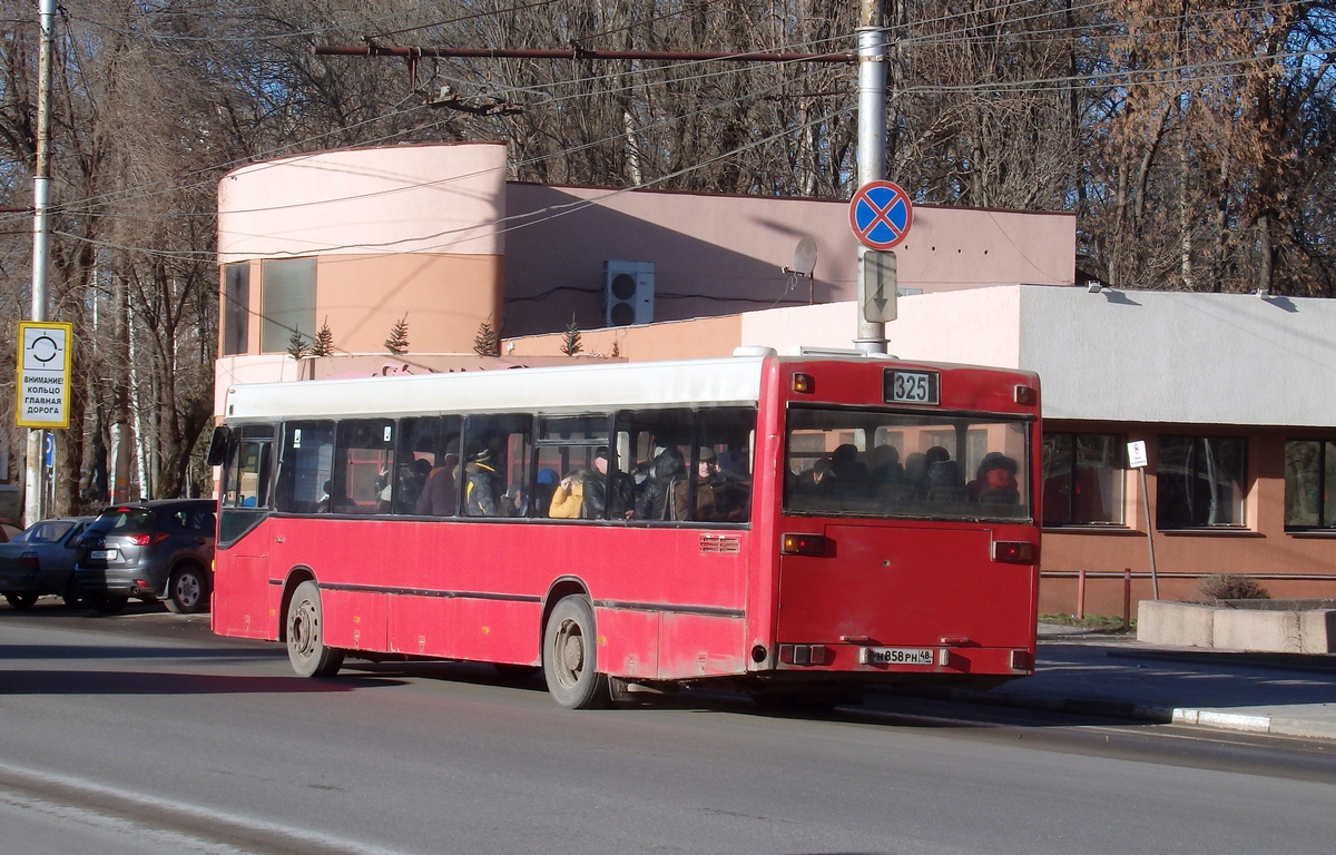 Lipetsk region, Mercedes-Benz O405N Nr. Н 858 РН 48